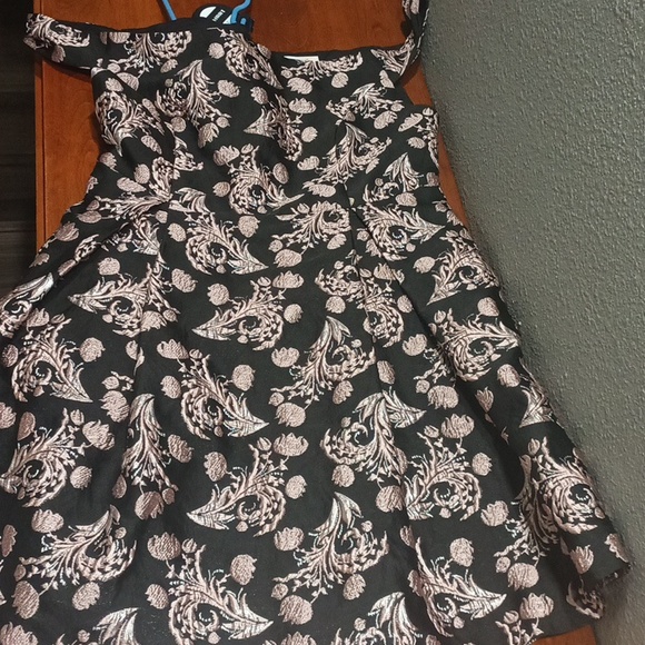 Francesca's Dress Size L - Picture 10 of 12